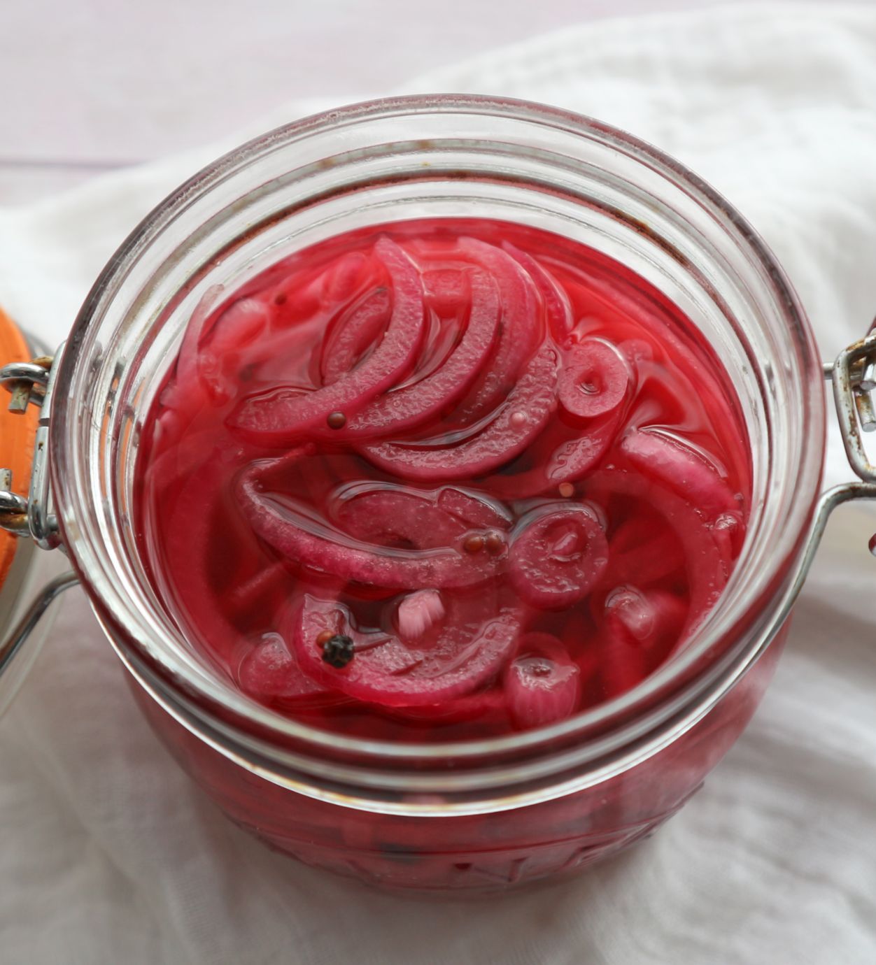 Quick & Easy Pink Pickled Onions – Nutritious Deliciousness